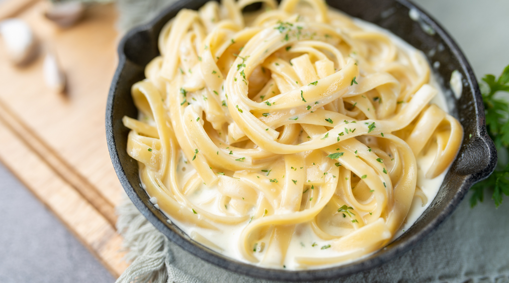 Dairy-Free and Gluten-Free Alfredo Sauce