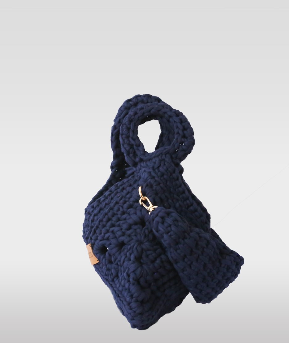 Sac bleu marine matiÃ¨re upcyclÃ©e - Top Bag Crochet