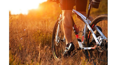 هل الدراجة تقوي عضلات الفخذ؟