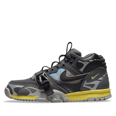 nike dark smoke grey