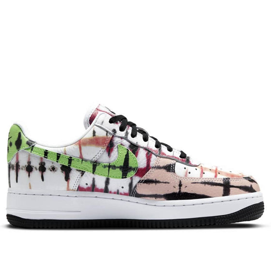 나이키 스니커즈 Nike Wmns Air Force 1 07 Qs (Tie Dye)