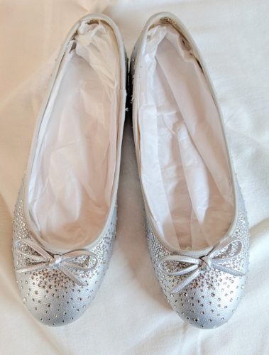 wedding shoes with crystal pumps