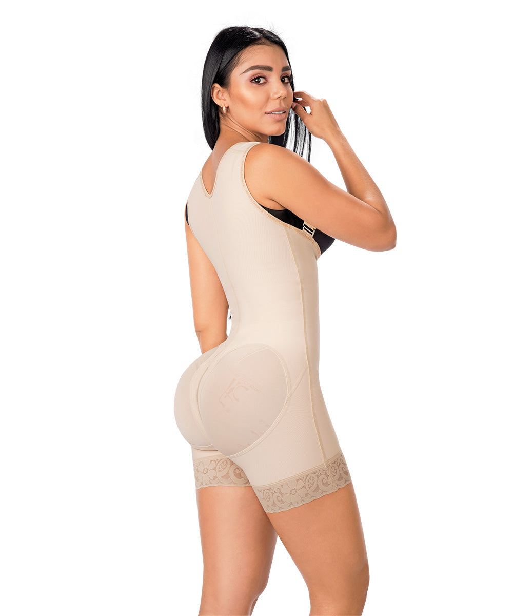 Mujer Oferta de trabajo dígito forma tu cuerpo O-013 Short Bodysuit with Central Hooks and sleeves – Miss  Curvas
