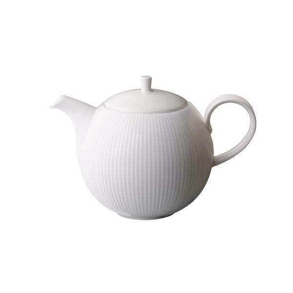 PUGG 24 ounce Teapot