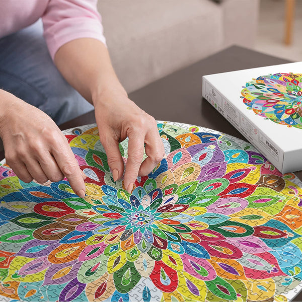 The Many Health Benefits of Doing Jigsaw Puzzles for Adults