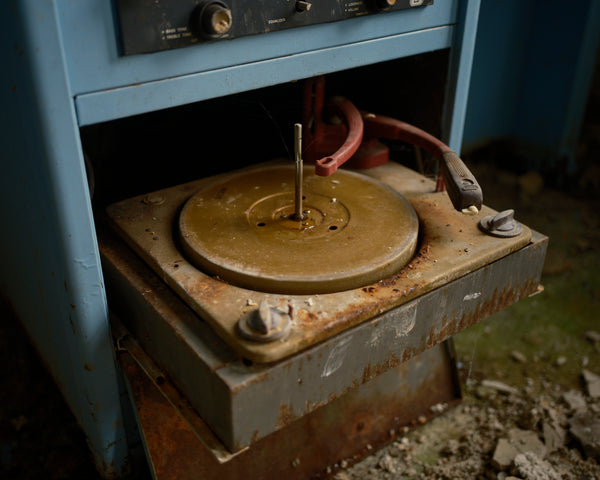 rusty vintage turntable 