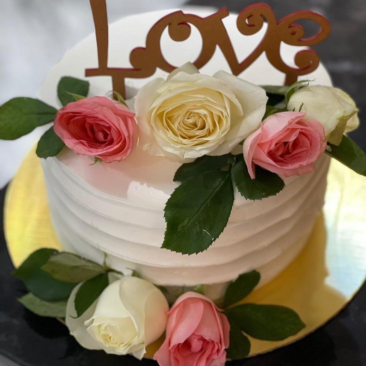 Celebrate with Marriage Anniversary Cake - Kukkr Cakes