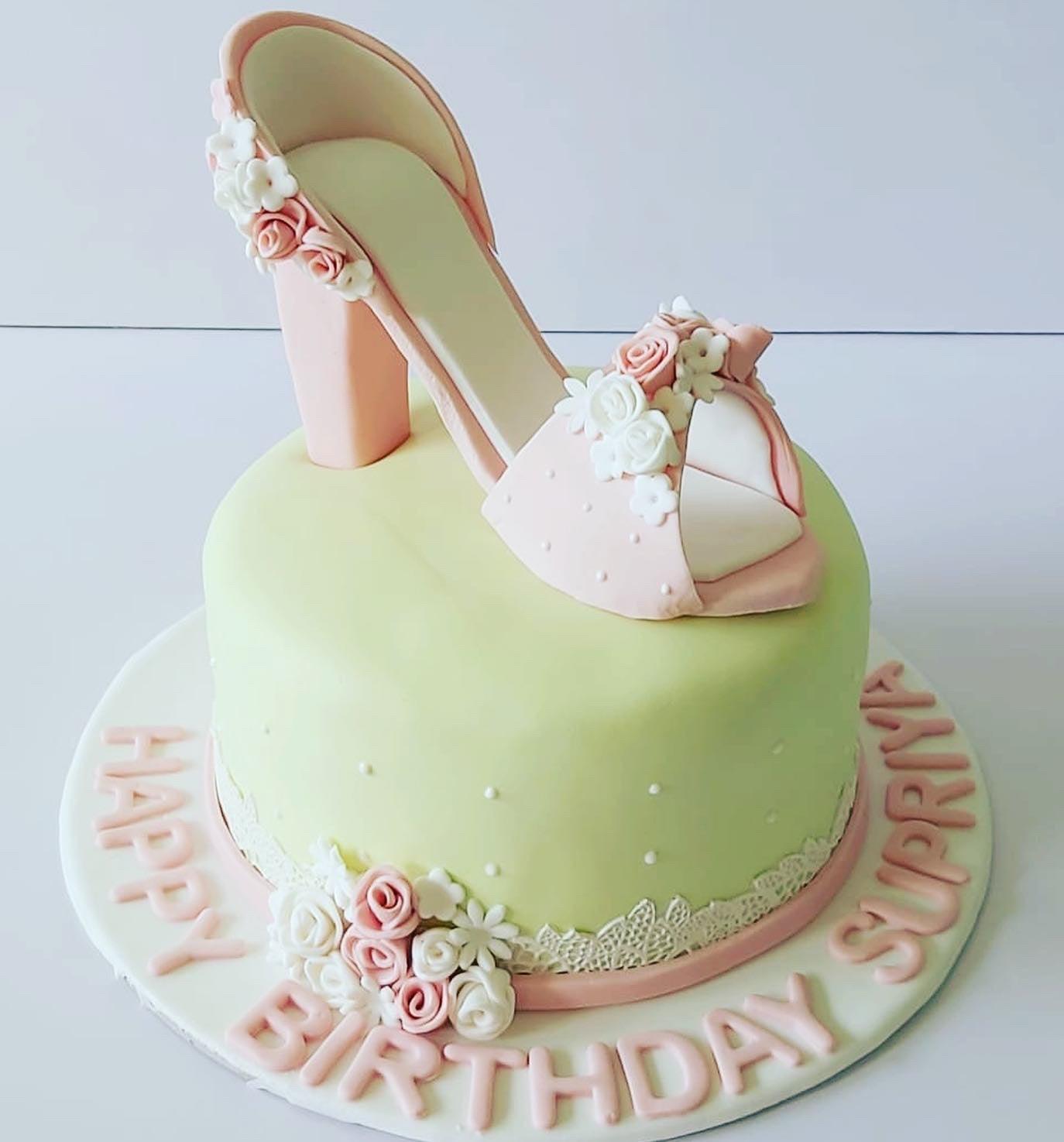 High Heel Lady Shoe Birthday Cake | cakewaves