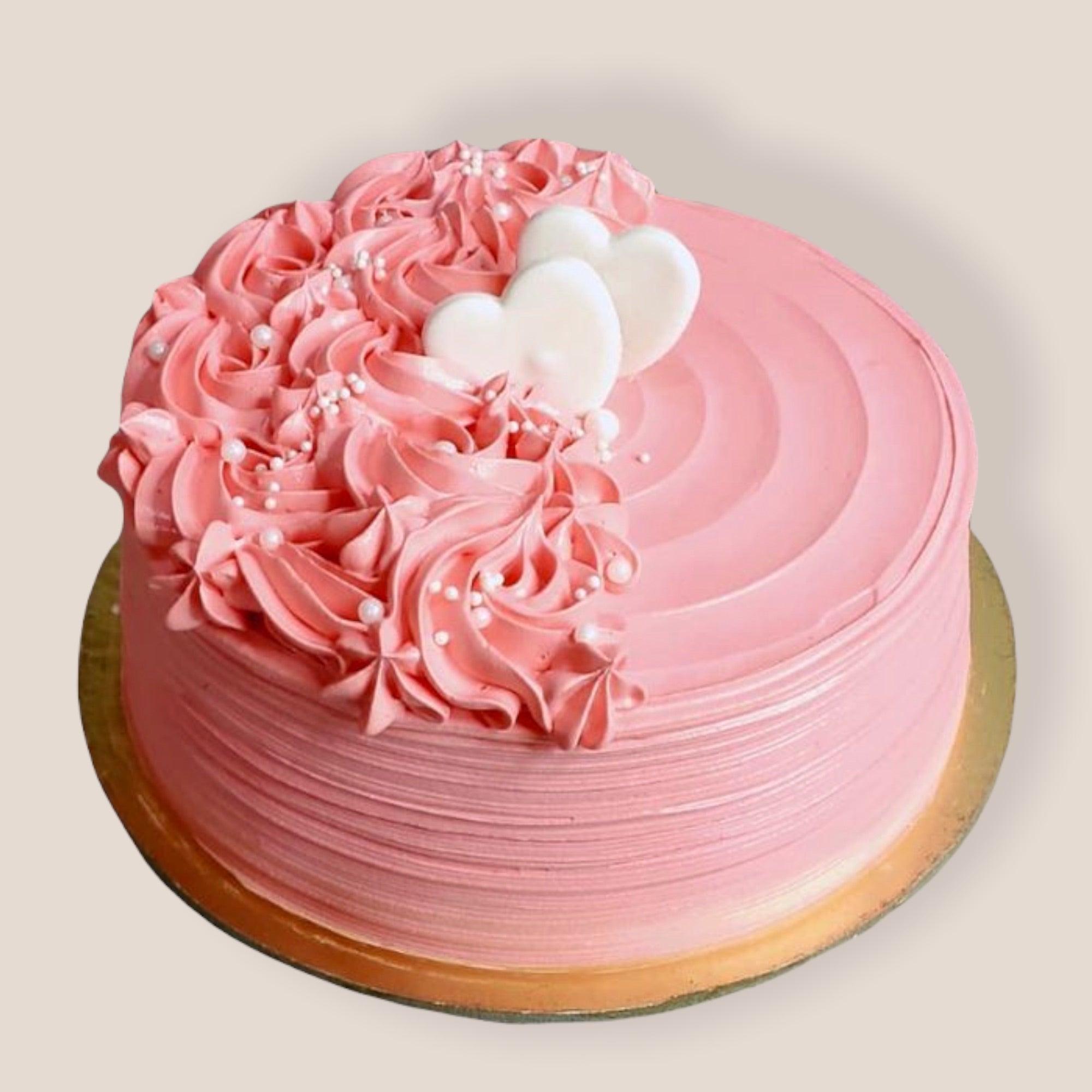 Tips for decorating the cake with fresh strawberries - CakenGifts.in