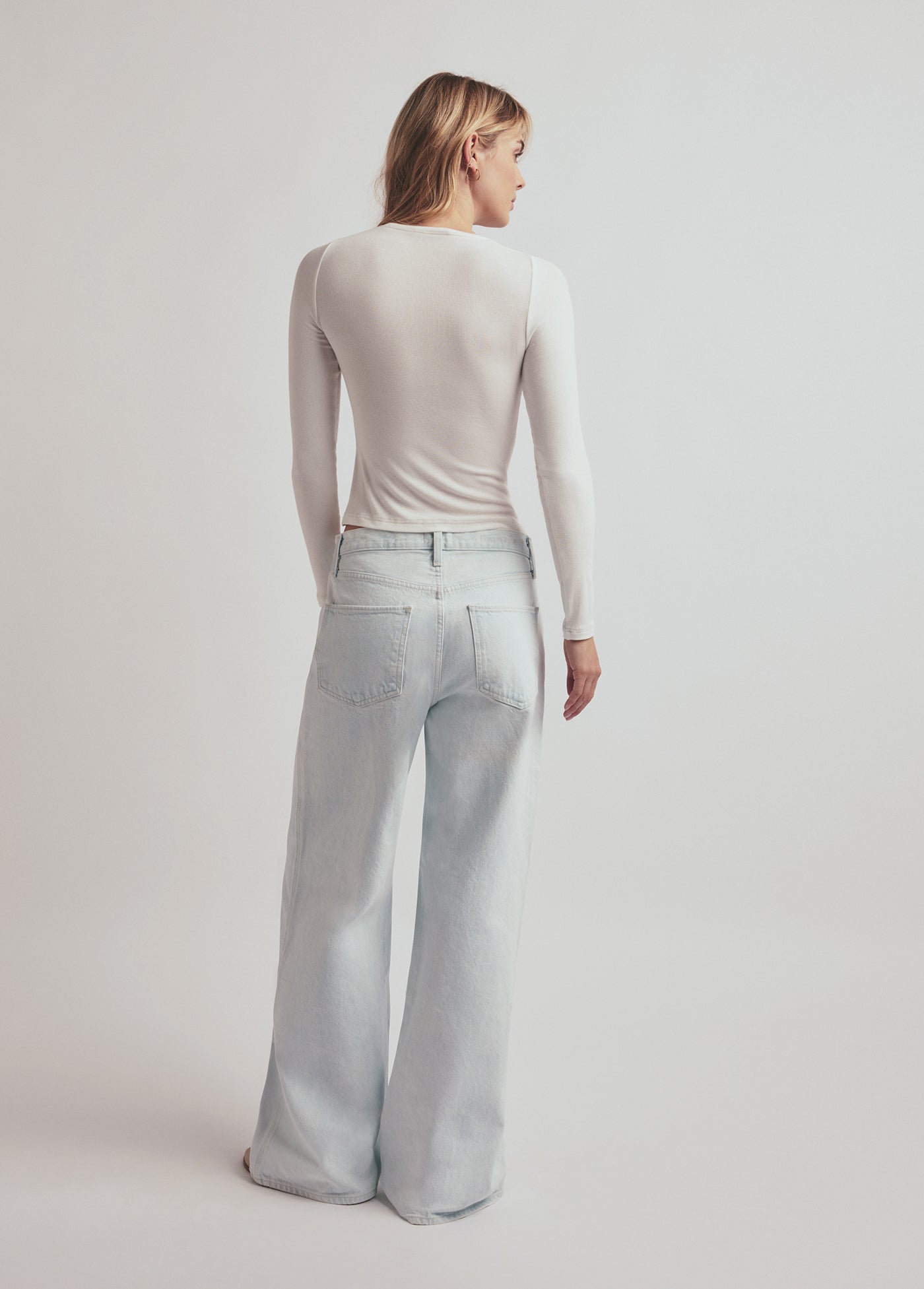 THE OLLIE LOW RISE ULTIMATE BAGGY WIDE LEG