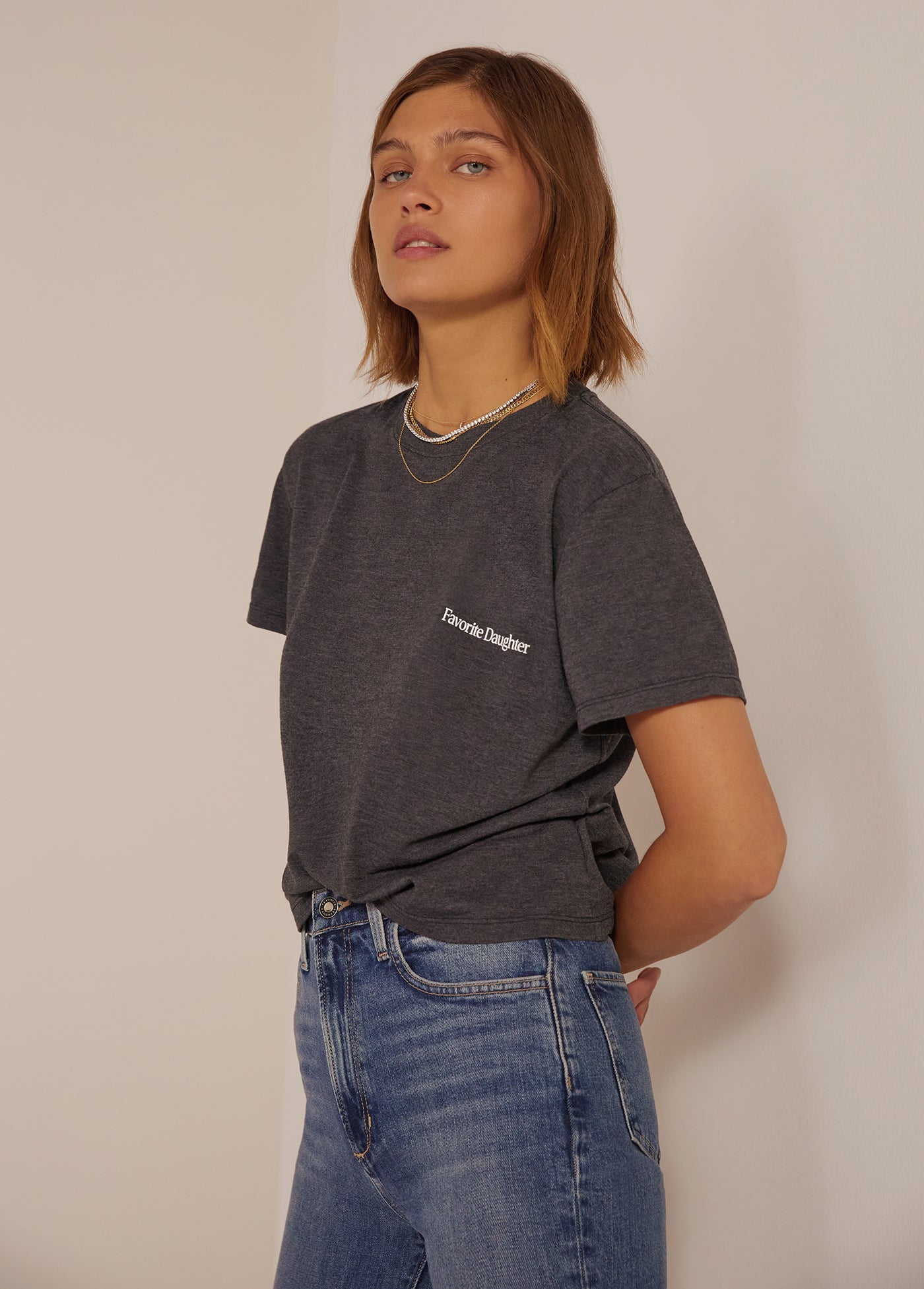 THE CROPPED LOGO TEE