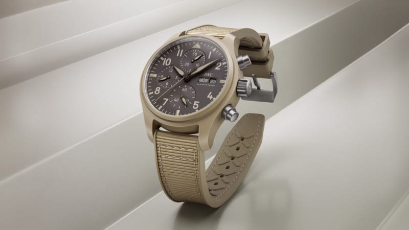 IWC SCHAFFHAUSEN ADDS TWO NEW COLORED CERAMIC MODELS TO ITS
