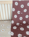 Couverture de mousseline: Marguerites BOHO (fond terre)