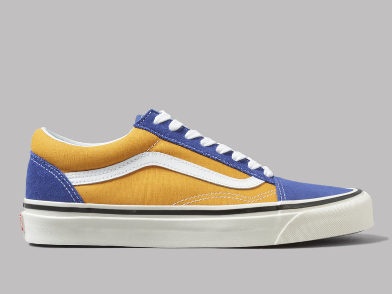 vans gialle e blu