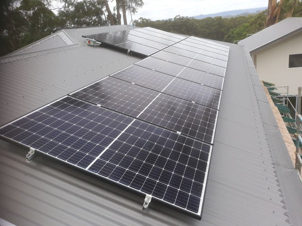 REC N-Peak solar panels