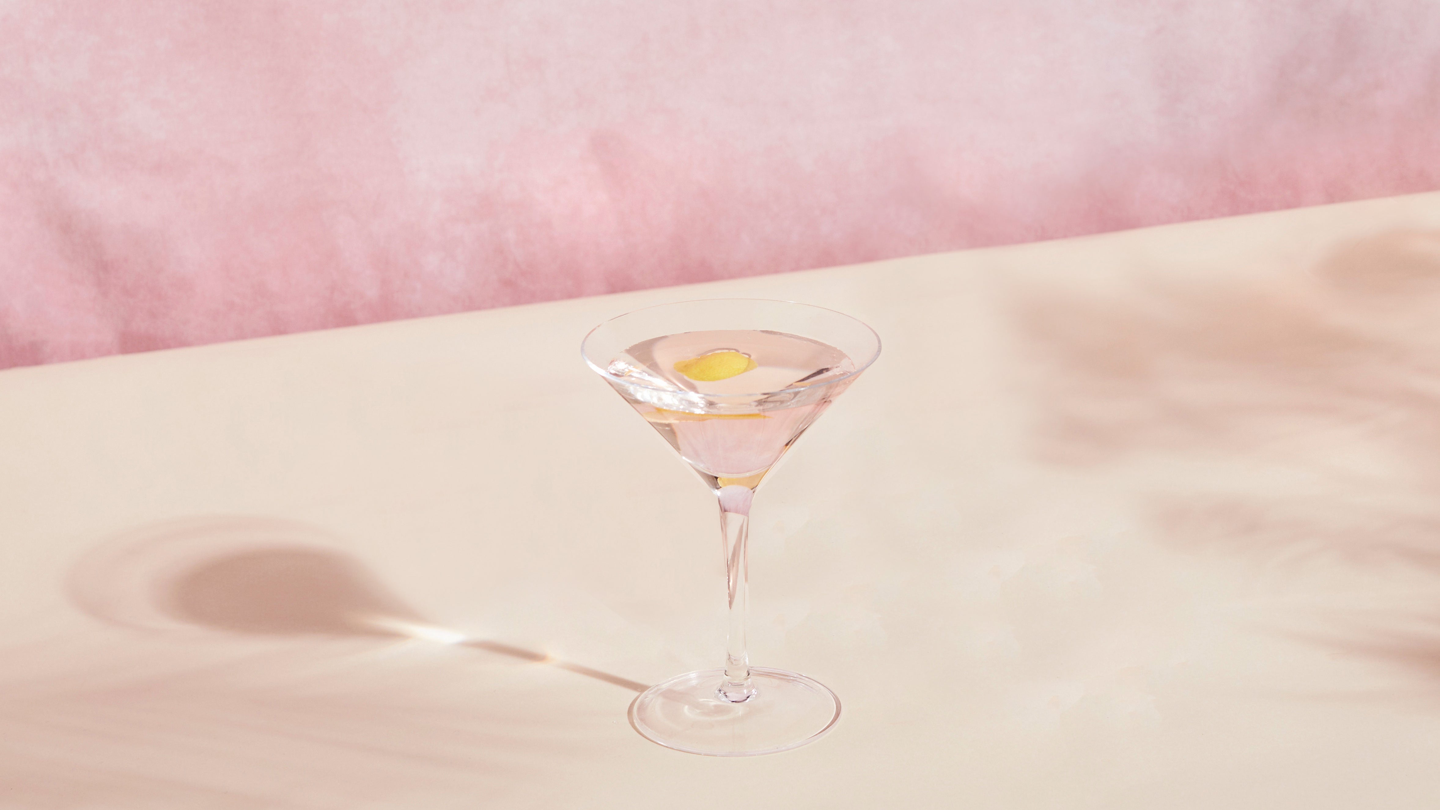 Rhubarb & Heather Gin Liqueur Serves | Barra Gin