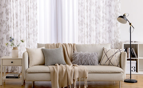 Miulee: If you feel that solid color curtains will be a little monotonous, then you can choose curtains with patterns as decoration.