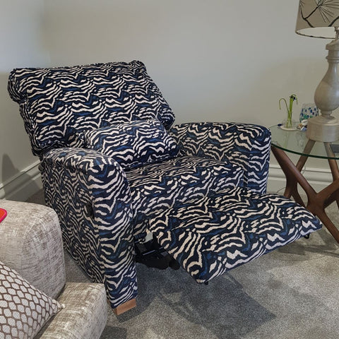 Dorchester-electric_recliner_chair_blue