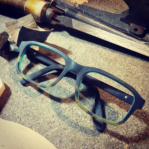 Glasses and sunglasses repair and refurb
