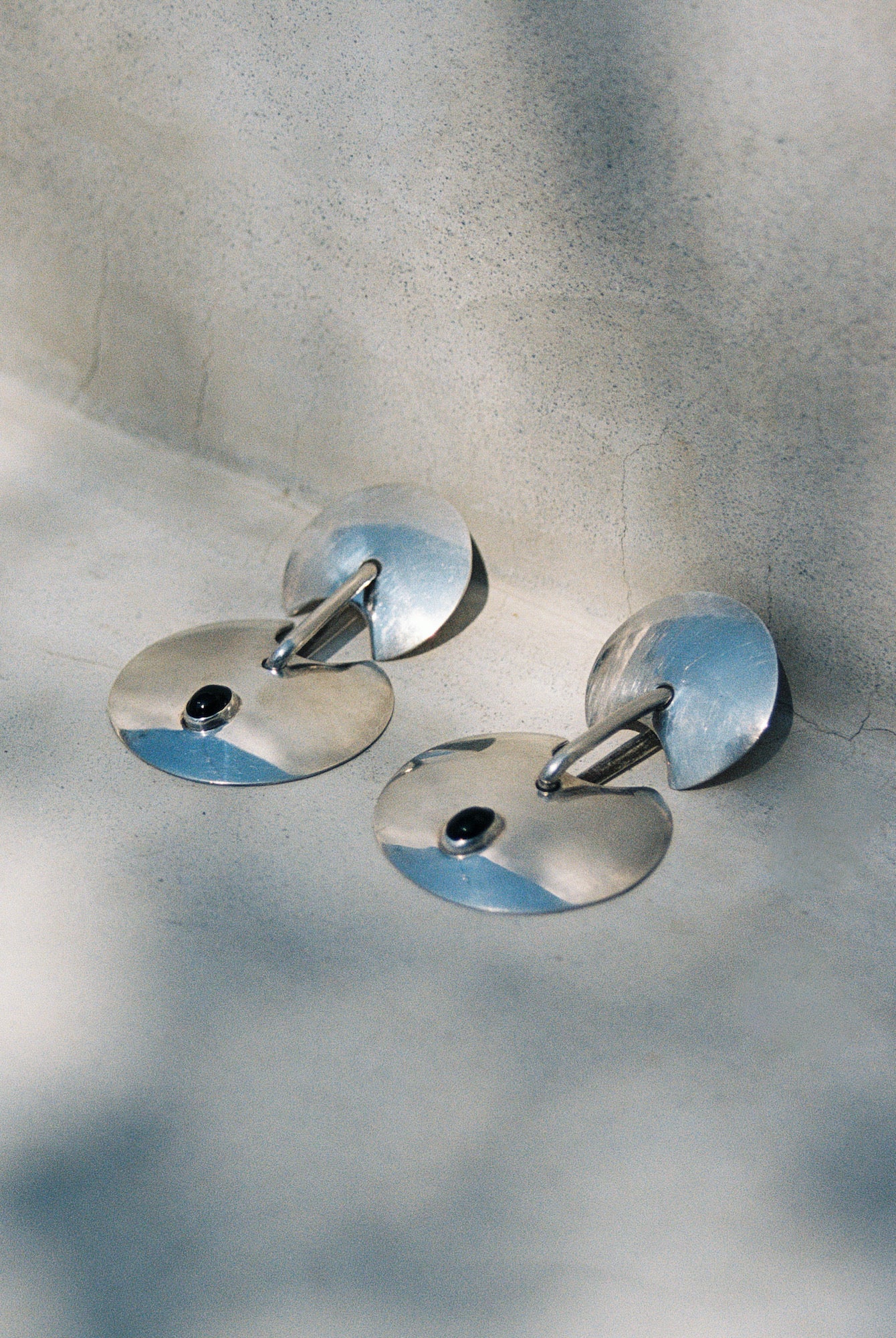 Linked Cutout Studs with Onyx image 4