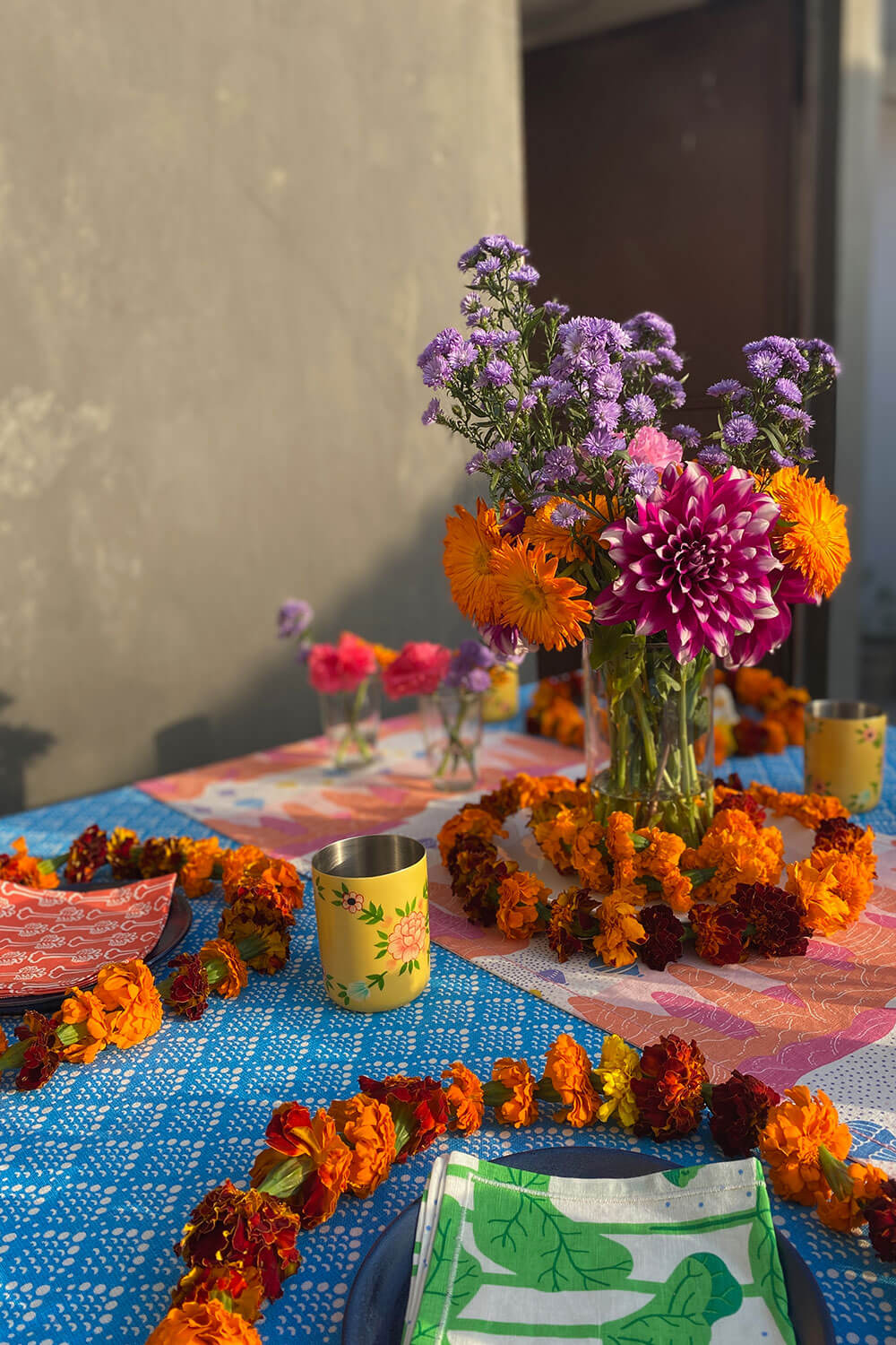 Colourful Tablescape to celebrate Holi