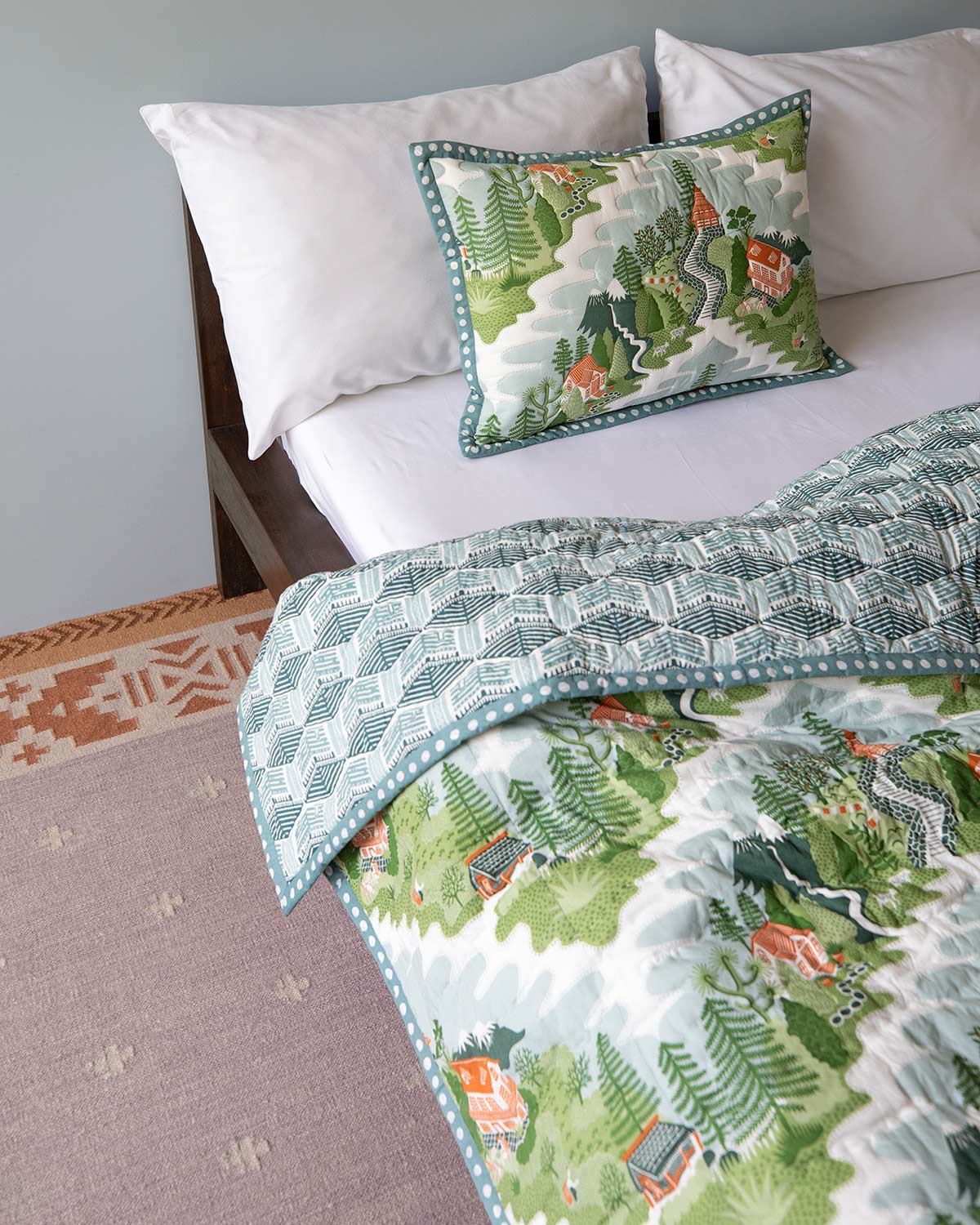 Summer Quilts - Lightweight Layers and Bedding to Keep you Cool on Warm Summer Nights