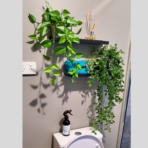 Artificial hanging plants