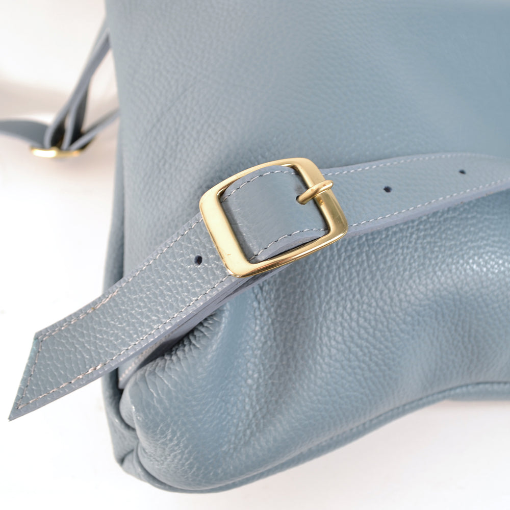 
                  
                    Load image into Gallery viewer, Blue leather backpack Shana Luther 
                  
                