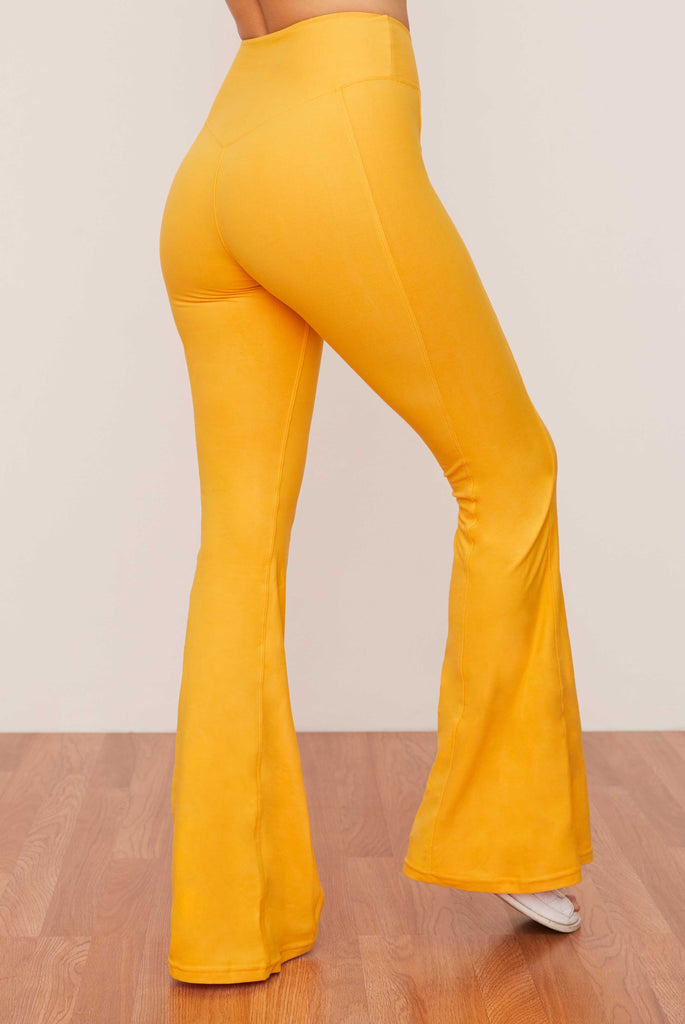 Ruched Crossover Pocket Leggings (Tangerine) I Ethically Made Sustainable  Clothing