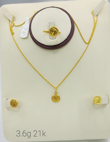 21K Saudi Gold Set Of Delicate Earrings, Necklace and Ring 3.7 Grams  (TX287)