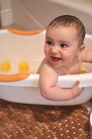Baby Bathtub 10 Must Have Baby Registry Items