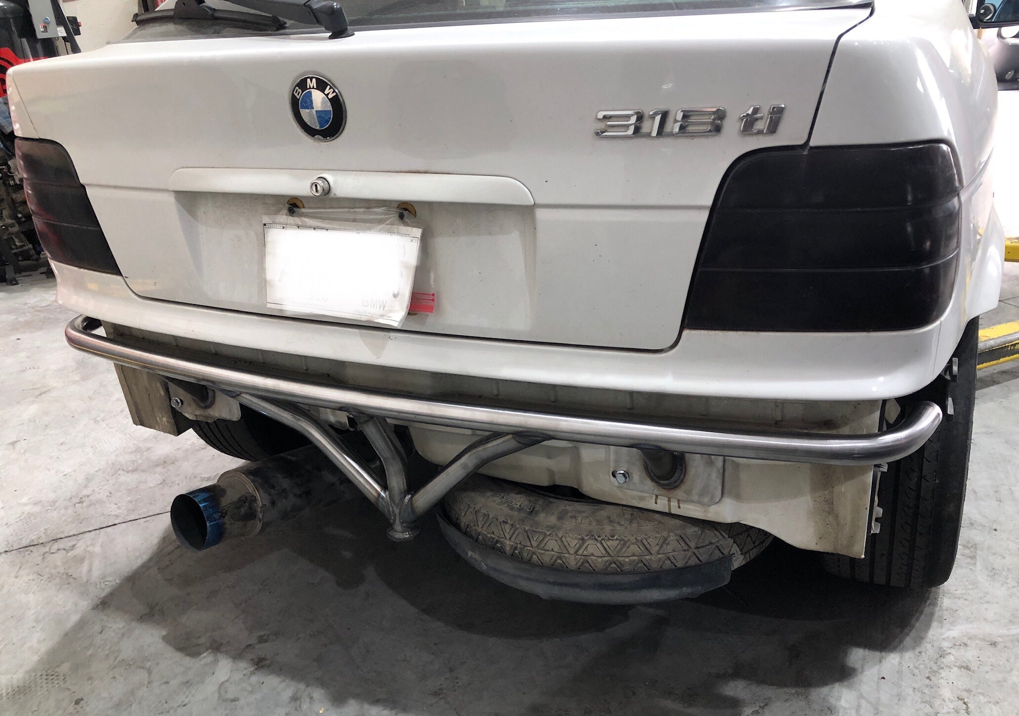 e30 bashbar