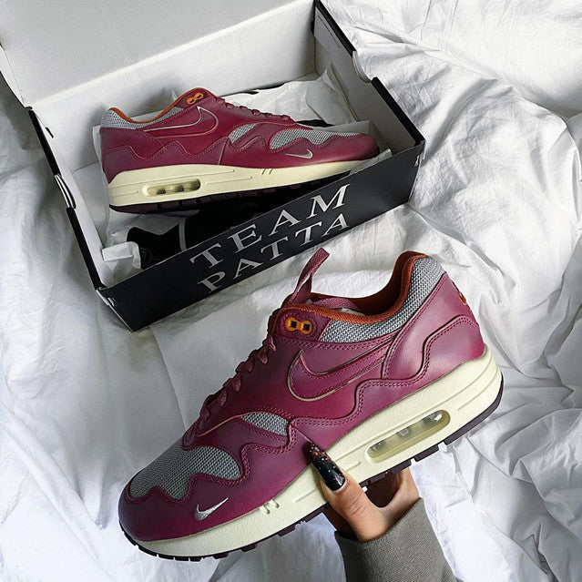 searchsimpleluxury Patta X Nike Air Max 1 "Monarch" sneakers