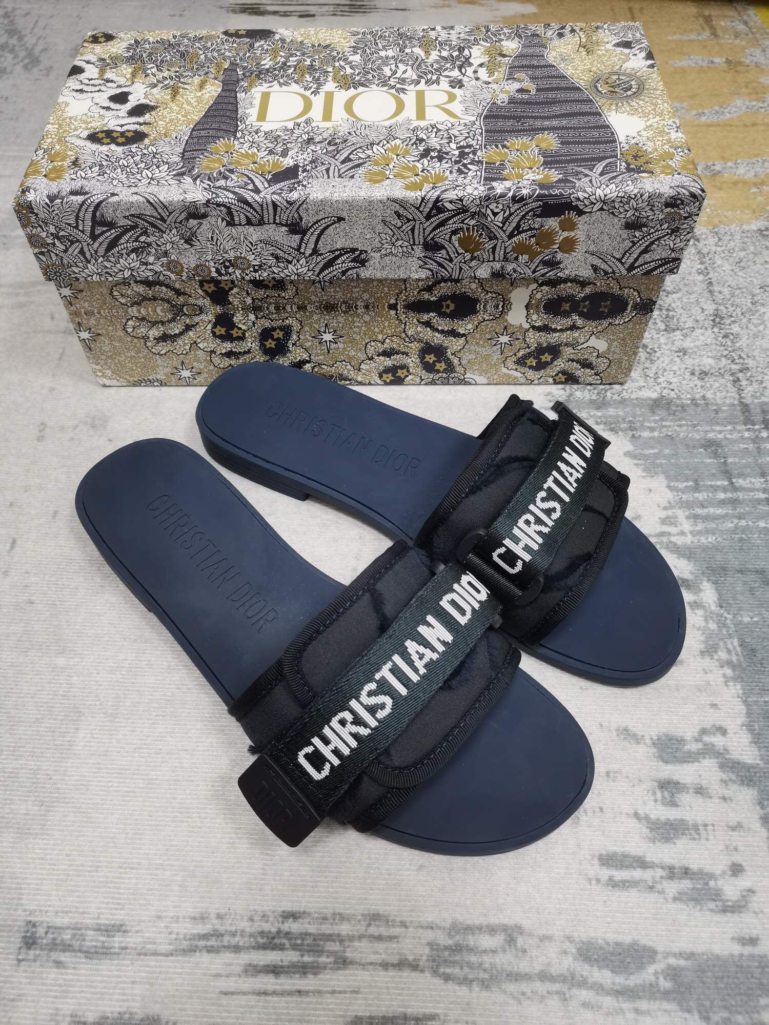 DIOR Fashion casual sandals