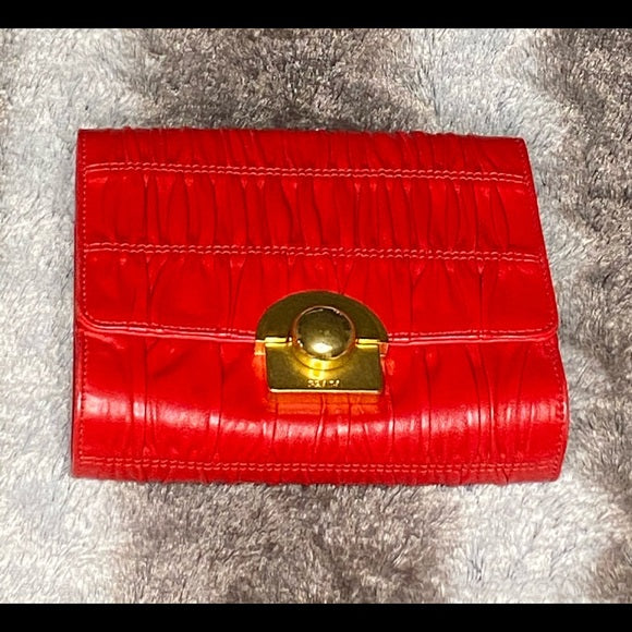 Prada Saffiano Vernice Fiocco Bow 6 key holder Red Leather Patent