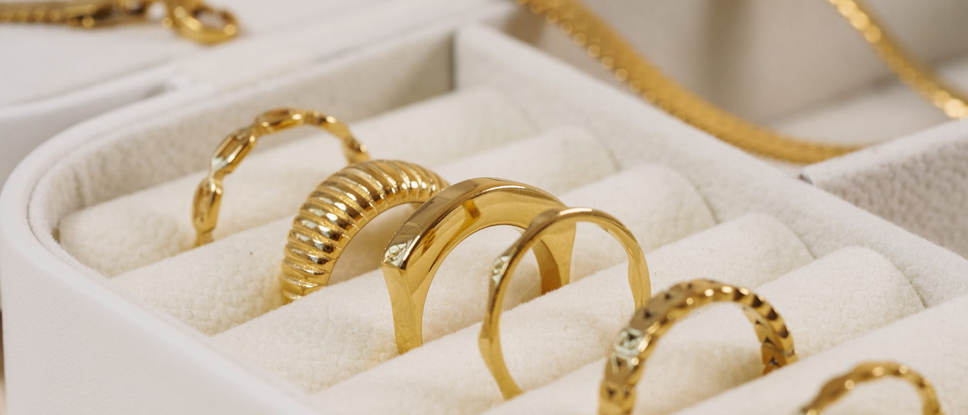 gold rings jewellery