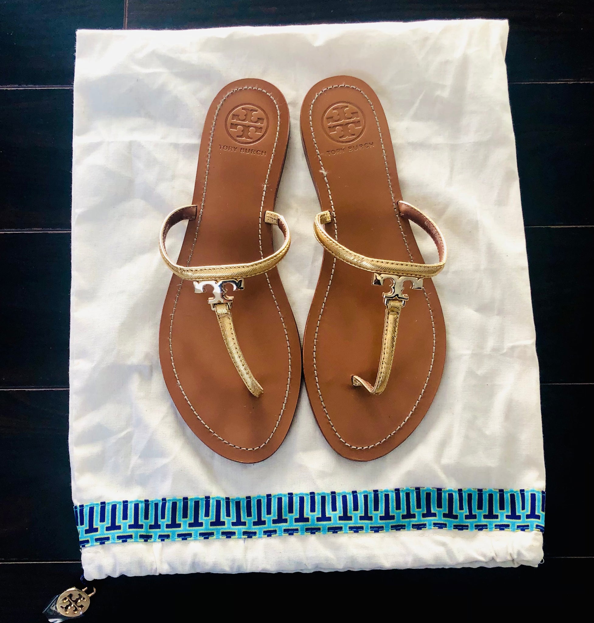 TORY BURCH “T” Logo Thong Sandals (Pre-loved) – Pukka Mania