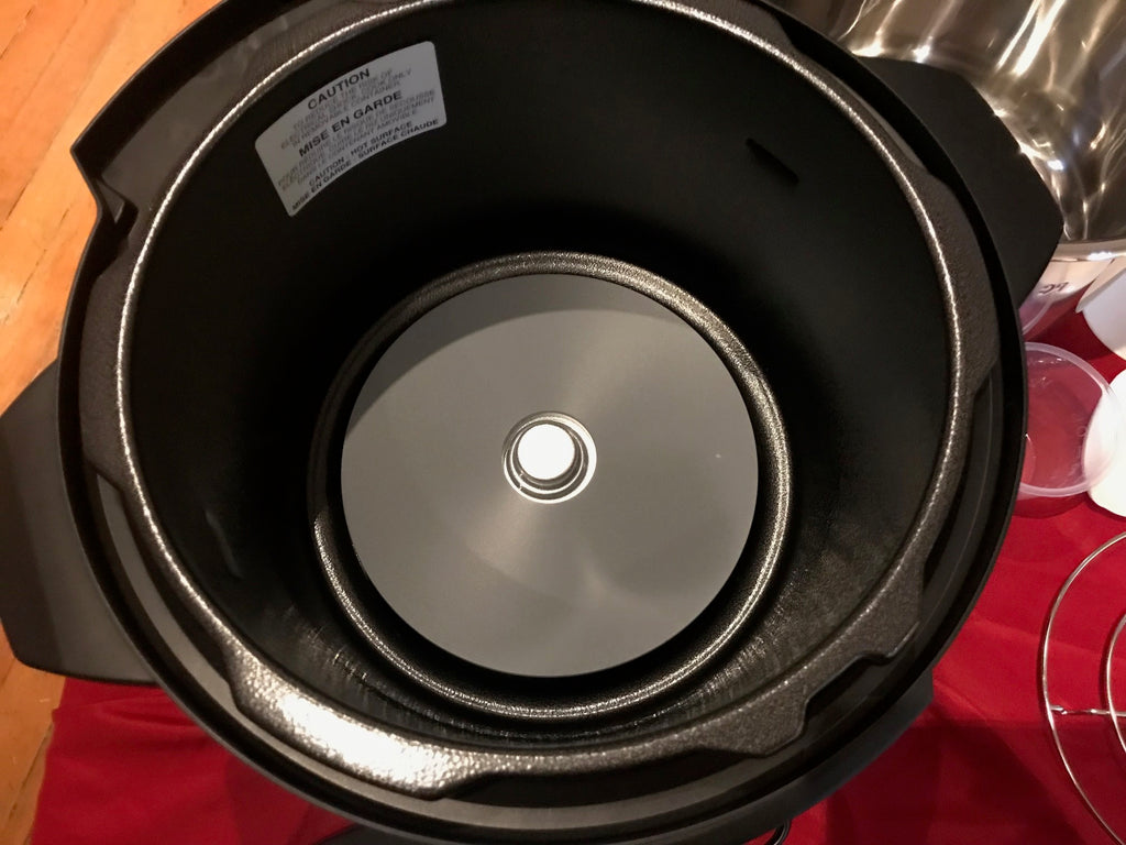 cleaning the inner case of your pressure cooker