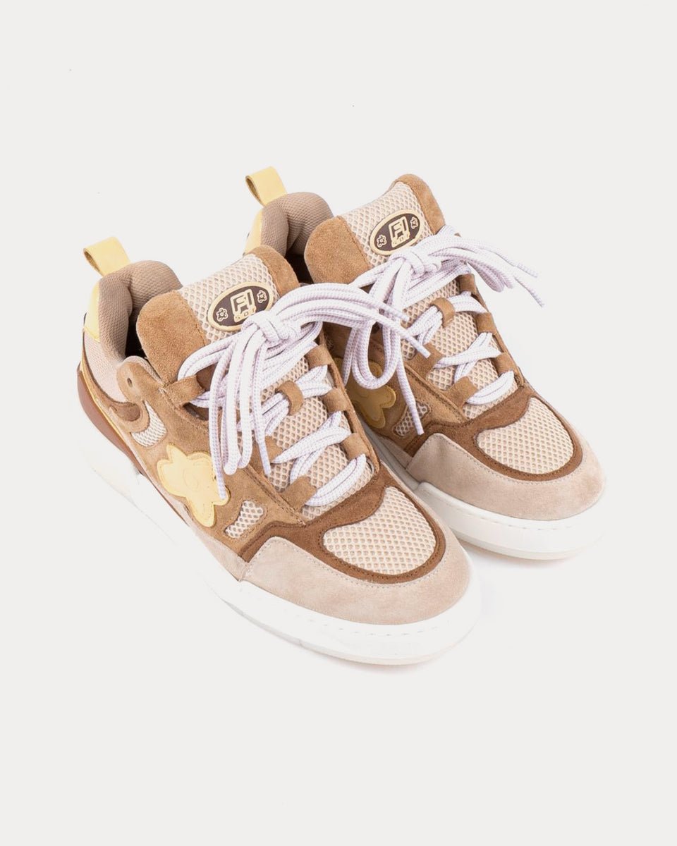 Flower Instincts x Sneakmart Mad Hunny Beige / White Low Top Sneakers ...