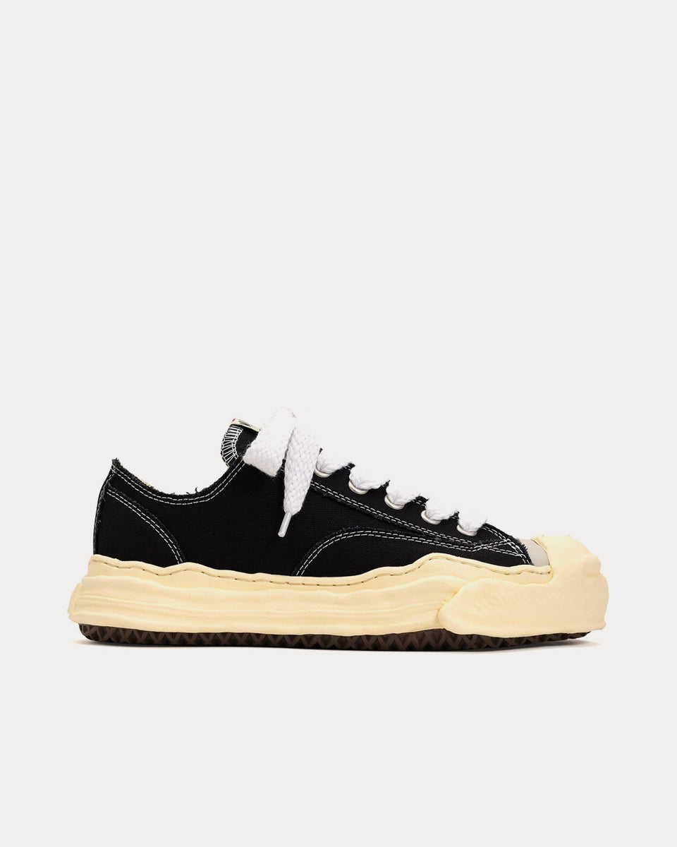 Mihara Yasuhiro Hank VL OG Sole Canvas Black / White Low Top Sneakers ...