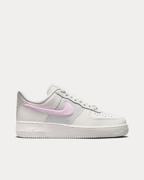 De Verdad aguacero temor Nike Air Force 1 '07 Summit White / Light Bone / Photon Dust / Regal Pink  Low Top Sneakers - Sneak in Peace