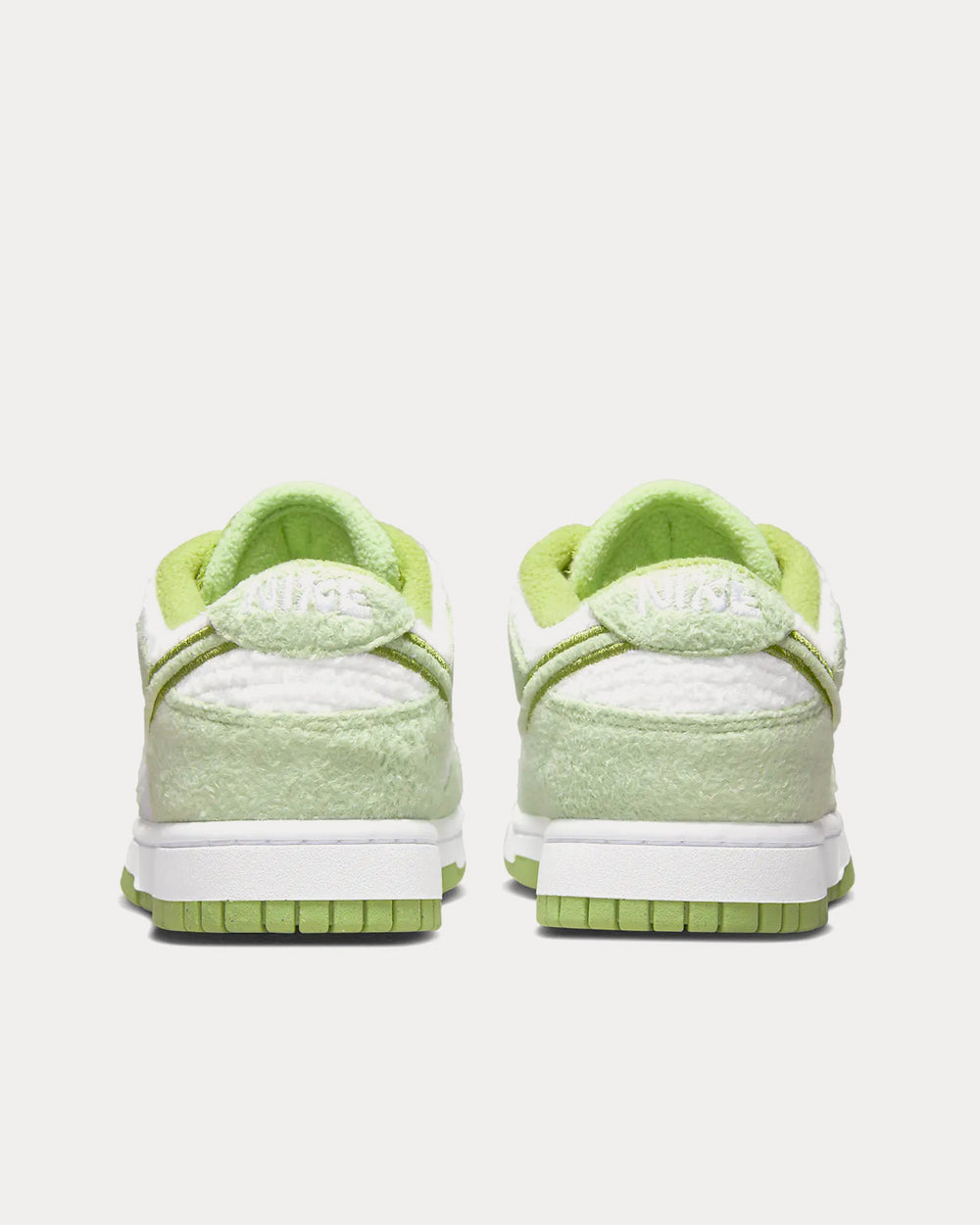 Nike Dunk Low SE Honeydew / Phantom / Alligator / Honeydew Low Top ...