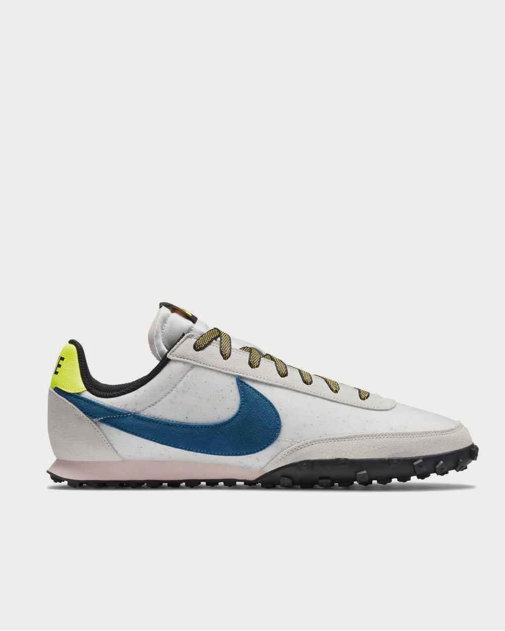 Nike Waffle Racer 2X Desert Sand / Summit White / Hyper Crimson