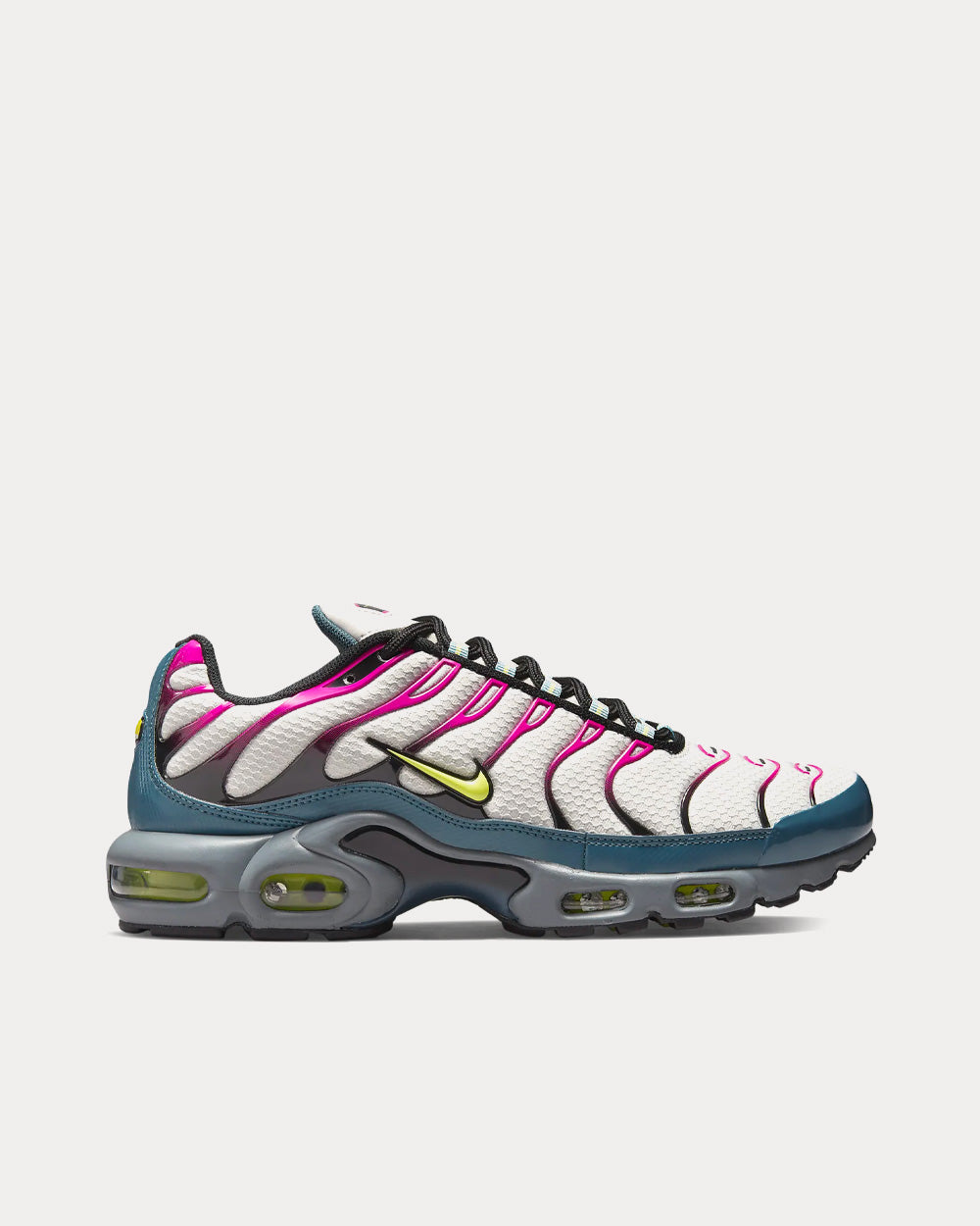 Nike Air Max Plus Bone Ash Green / Pink / Yellow Pulse Low Top Sneakers - in Peace