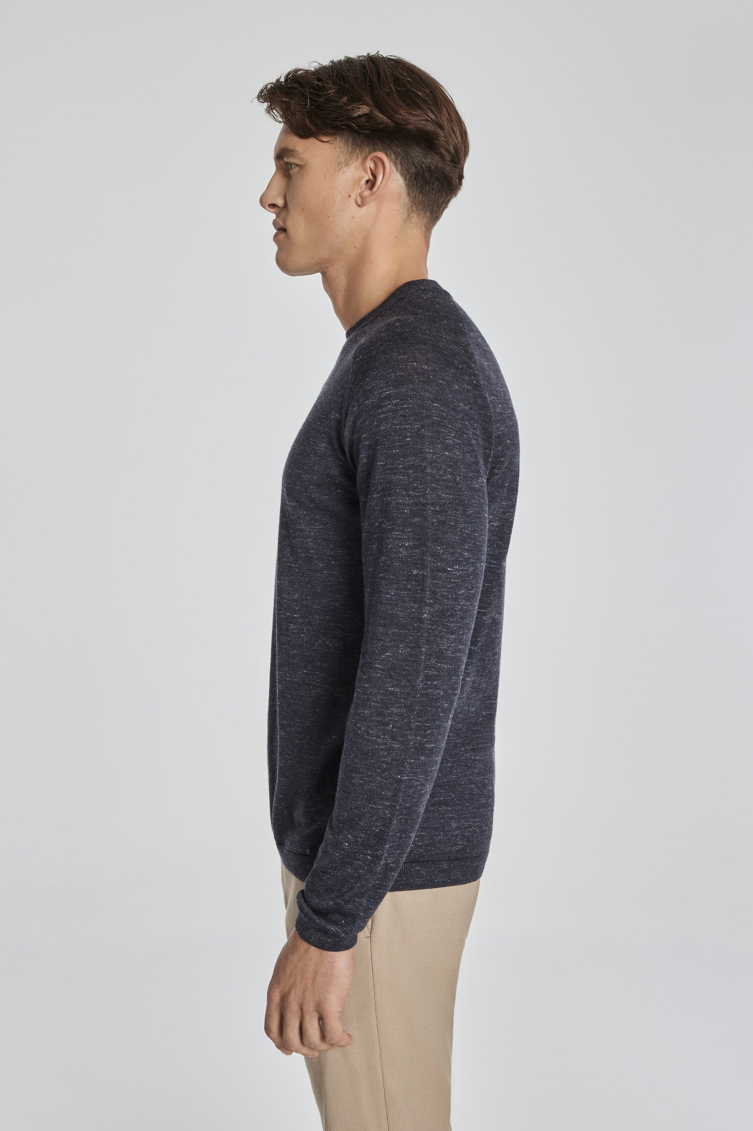 Jack Victor Men's Bailey Solid Merino Wool, Silk and Linen Long Sleeve Crew  in Sky Blue