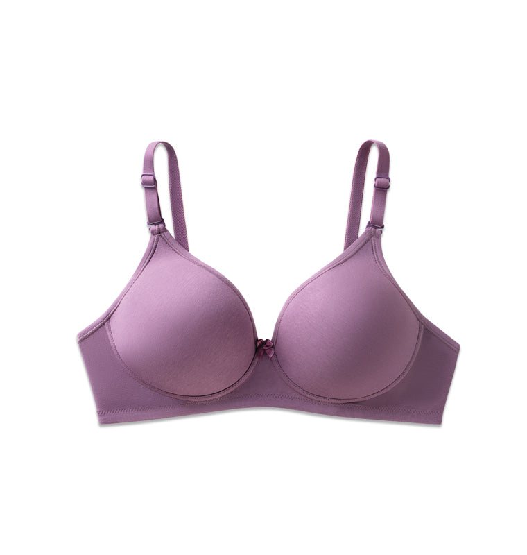 Our lingerie that embraces the female body in all sizes and shapes, now  available in D and DD cup size. ⁣ #Blossom⁣ #bra #lingerie #