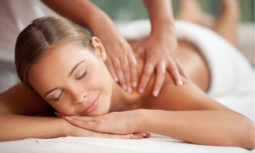 https://cdn.shopify.com/s/files/1/0493/9533/5327/files/best_neck_back_massage.jpg?v=1672977440