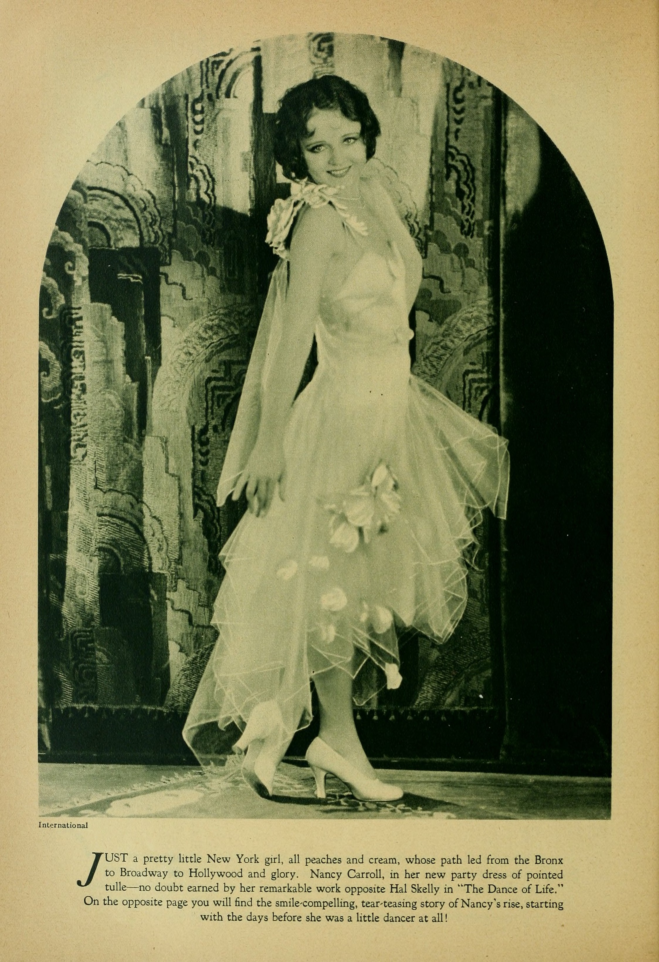 Nancy Carroll — The Littlest Rebel in Hollywood (1929) | www.vintoz.com