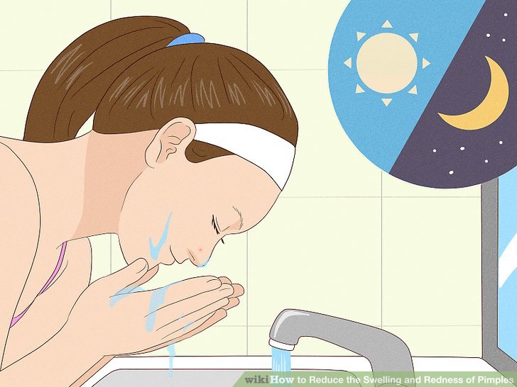 Rửa mặt hai lần một ngày bằng nước ấm