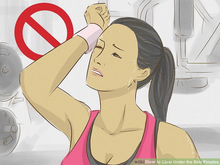Bước 5: Tránh để quần áo tập luyện cọ xát vào vùng da mụn khi tập thể dục